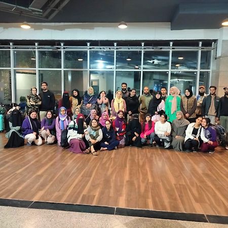 Homestay Ac Dormitory نيودلهي المظهر الخارجي الصورة
