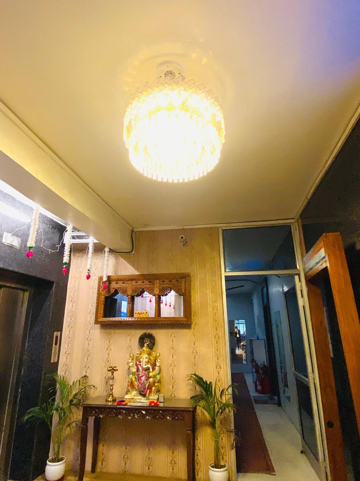 Homestay Ac Dormitory نيودلهي المظهر الخارجي الصورة