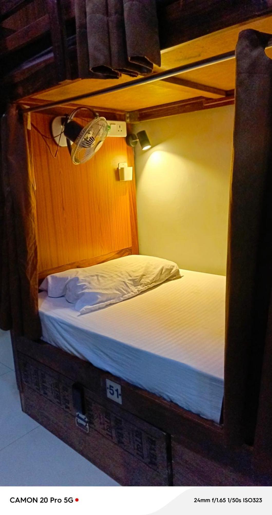 Homestay Ac Dormitory نيودلهي المظهر الخارجي الصورة