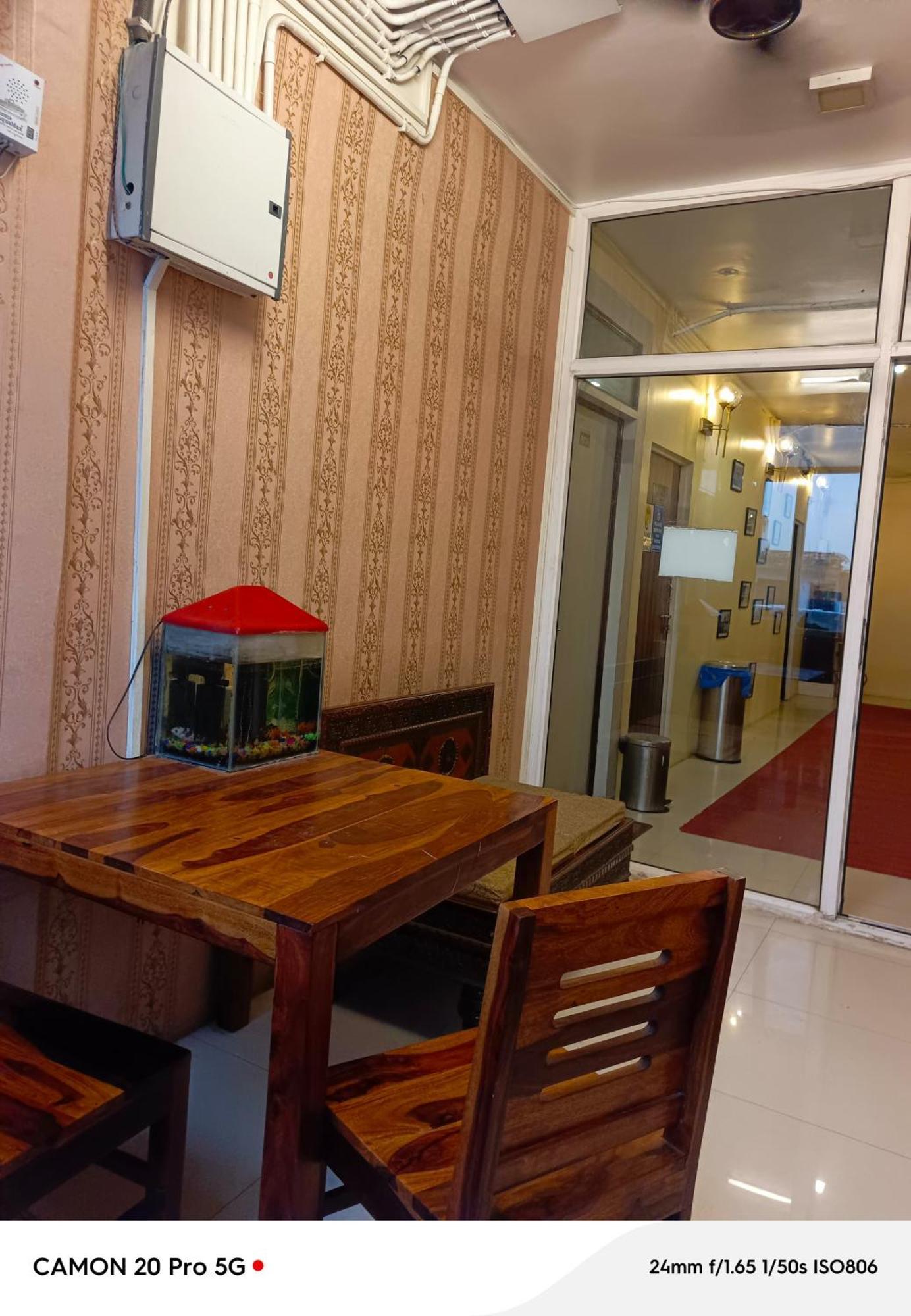 Homestay Ac Dormitory نيودلهي المظهر الخارجي الصورة