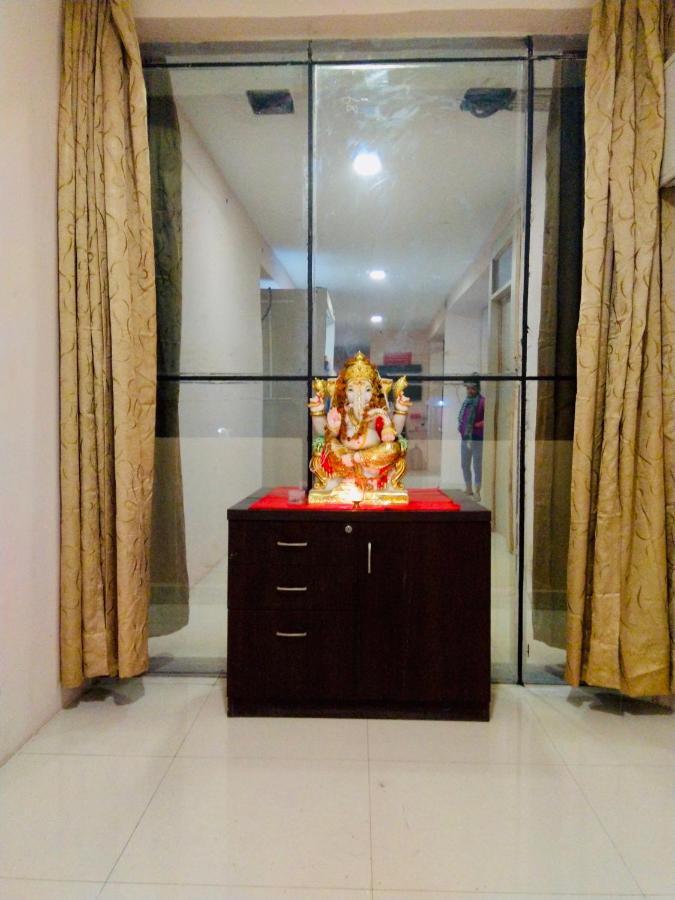 Homestay Ac Dormitory نيودلهي المظهر الخارجي الصورة