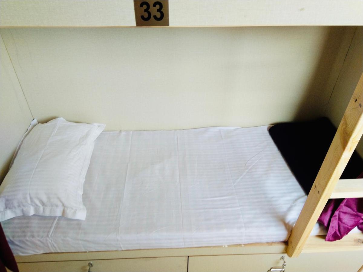 Homestay Ac Dormitory نيودلهي المظهر الخارجي الصورة